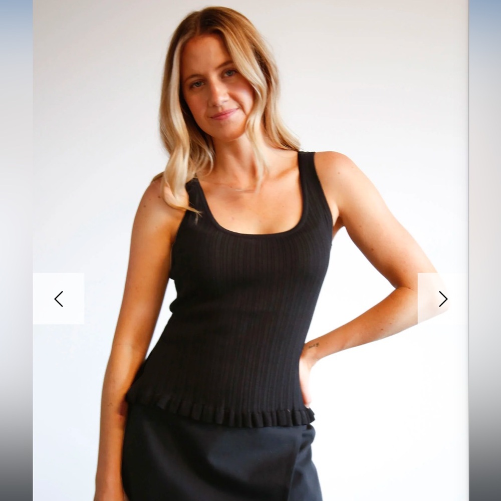 ABLE SET Tank & Cardigan - Picture 4 of 13